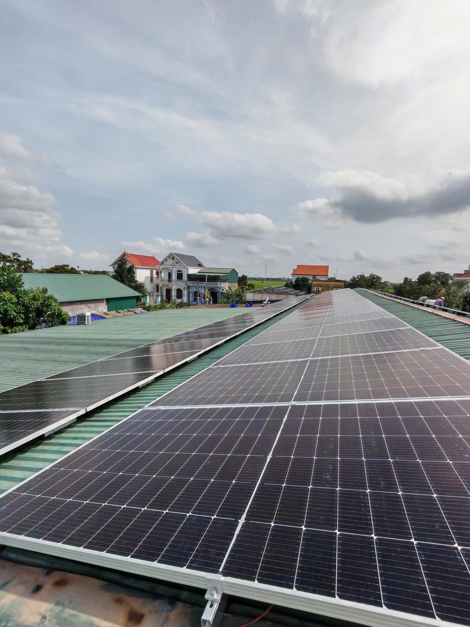 Hệ thống điện mặt trời áp mái Nhà máy may Thủy Phát, Thanh Miện